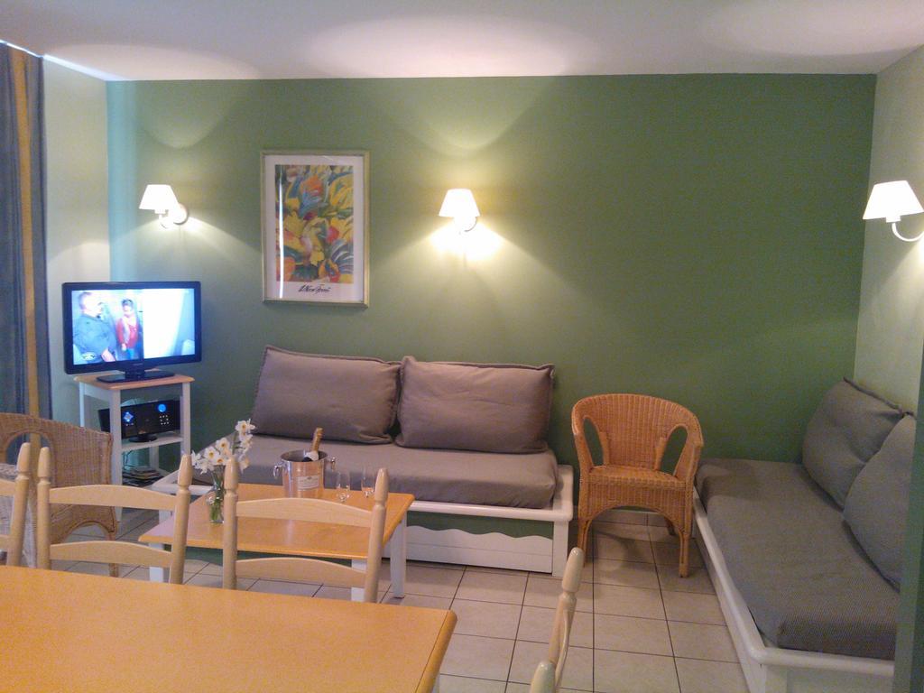 3 Bedrooms Holiday Home Golf Resort Port-Bourgenay Talmont-Saint-Hilaire Rum bild
