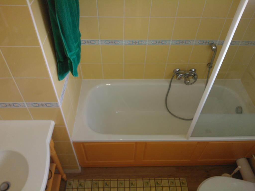 3 Bedrooms Holiday Home Golf Resort Port-Bourgenay Talmont-Saint-Hilaire Rum bild