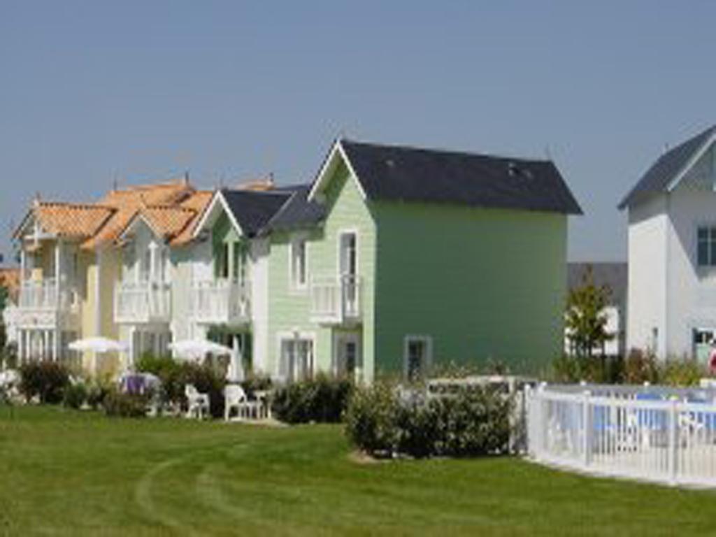 3 Bedrooms Holiday Home Golf Resort Port-Bourgenay Talmont-Saint-Hilaire Exteriör bild